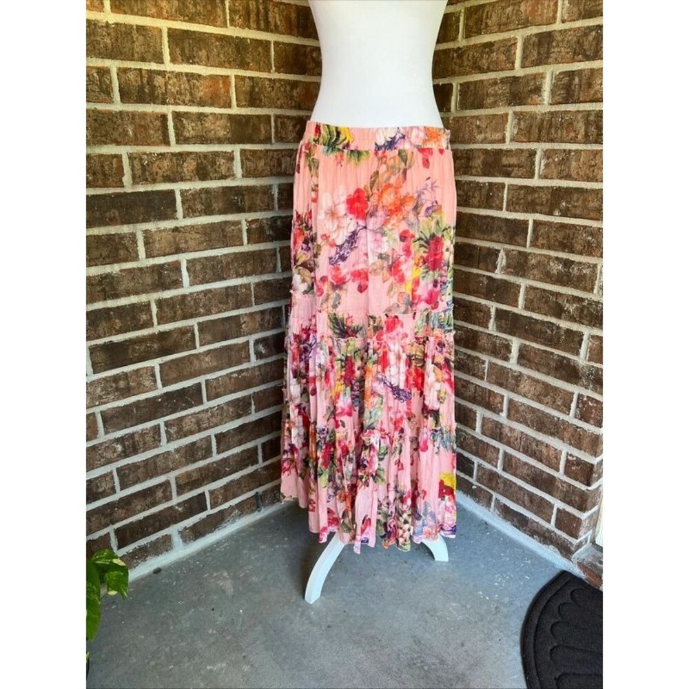 James Bryan Pink Ditsy Floral Tiered Maxi Large Flowy Bohemian Tiered